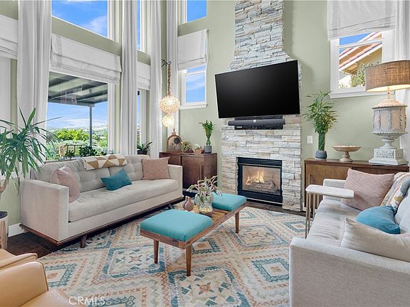 3rd image of 1519 Las Brisas Dr