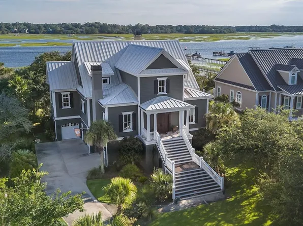 4642 Cape Island Dr, Awendaw, SC 29429