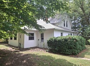 11737 N Meridian Rd, Huntington, IN 46750