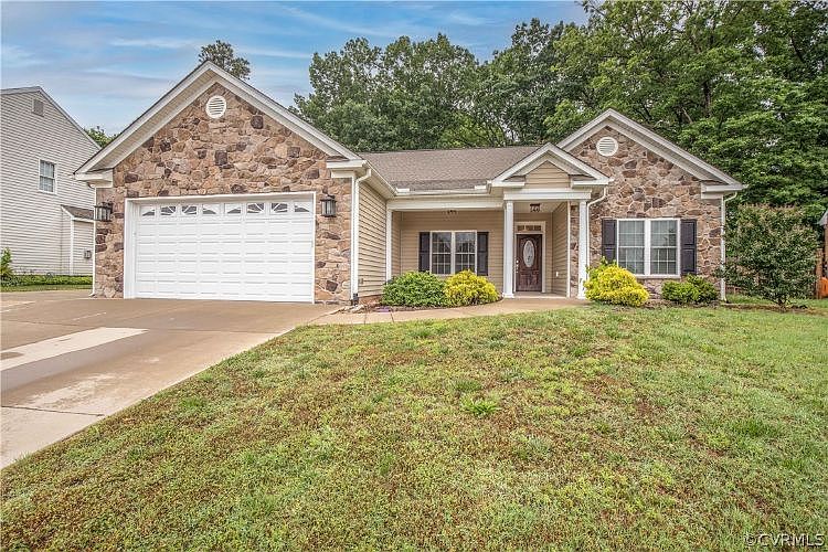 1st image of 330 Kingfisher Way