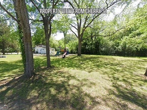 2nd image of 620 Rowe St