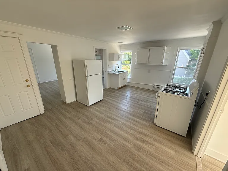 294 Broad St #2 — Photo 3
