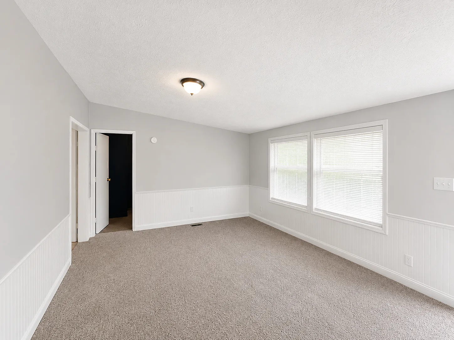 3 bed, 1056 sqft, $1,249 — Photo 4