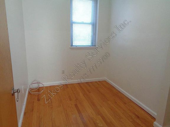 3rd image of 2106 35th St #3D