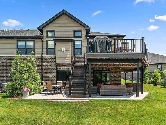 4th image of 1352 Lacoma Ct