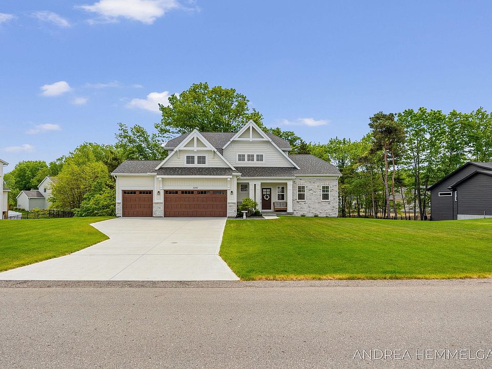 1st image of 3090 Thornbury Dr