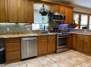 532 Weld St #1, West Roxbury, MA 02132