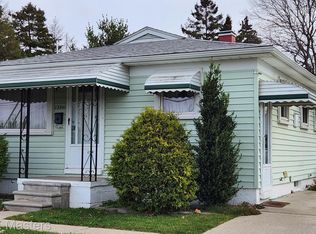 23361 Newcastle St, Taylor, MI 48180