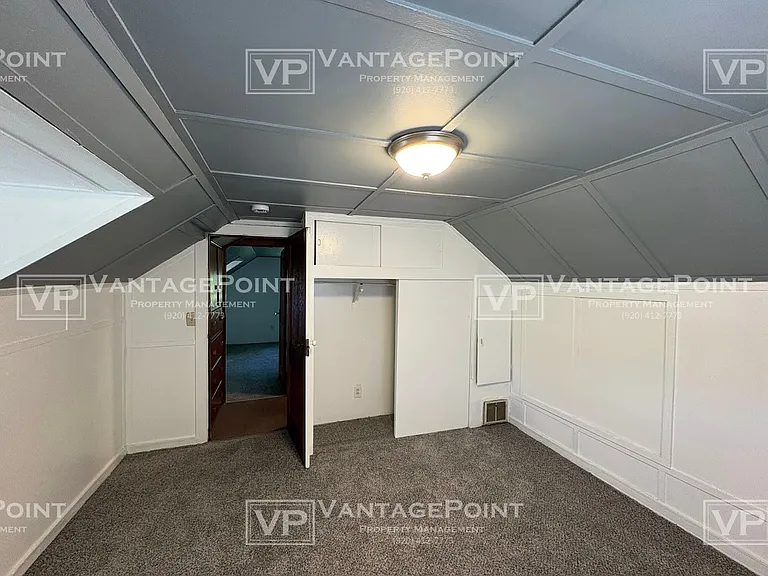 2224 Ullmer Ct — Photo 7