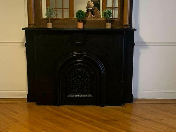 5th image of 430 47th St #1