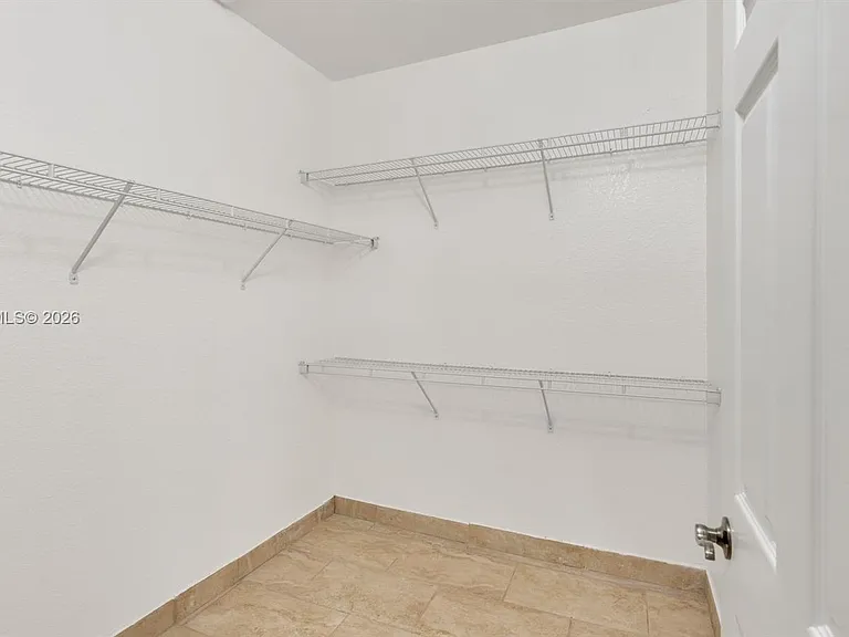1916 SE 23rd Ave #1916 — Photo 30