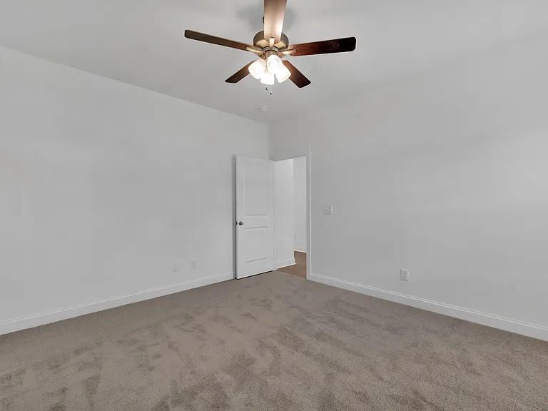 233 Broad St — Photo 16
