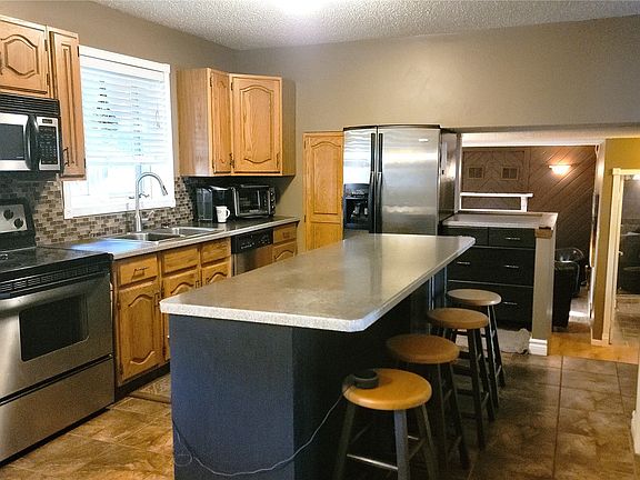 3rd image of 191 Neatby Place