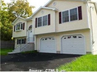 78 Antrim St, West Haven, CT 06516