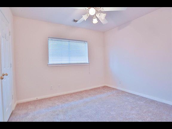 4th image of 10319 Pinetown Bridge Ln