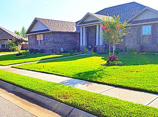 1717 Brightleaf Cir, Cantonment, FL 32533