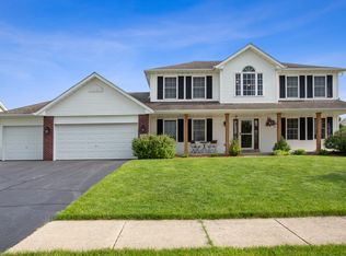 4583 Woodcliff Ln, Roscoe, IL 61073