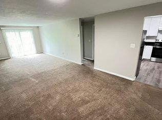 799 Farm Rd APT 33, Marlborough, MA 01752