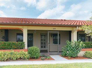 2055 Pine Isle Ln, Naples, FL 34112