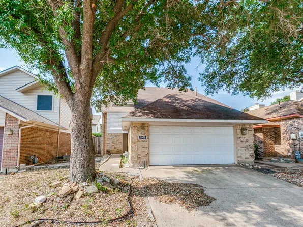 2608 Zodiac Dr, Garland, TX 75044