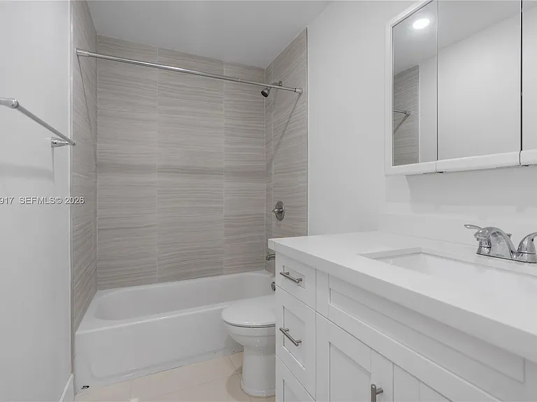 10501 SW 53rd St — Photo 20