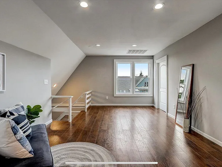 2908 W McKinley Blvd — Photo 25