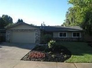 6717 Lake Park Dr, Sacramento, CA 95831