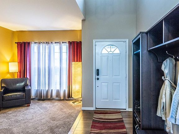 2nd image of 7244 Essex Dr