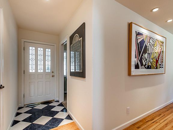 5th image of 1641 Honfleur Dr