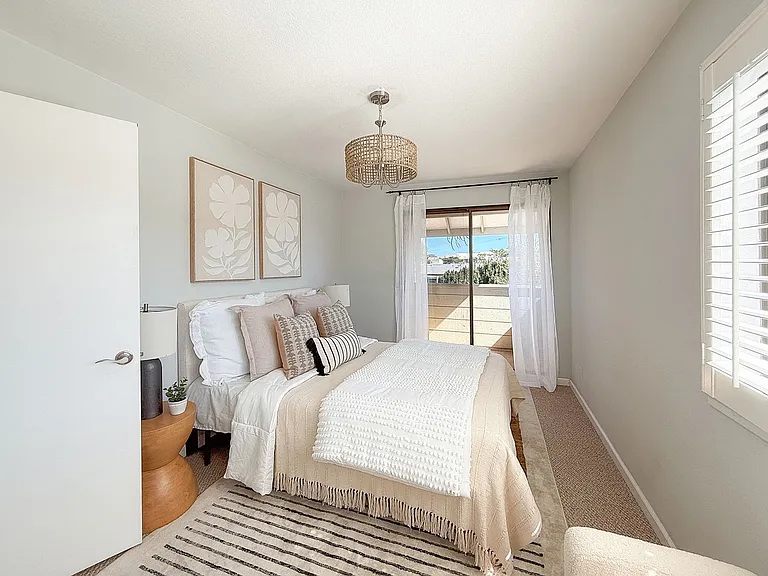504 Ocean Ave #4 — Photo 23