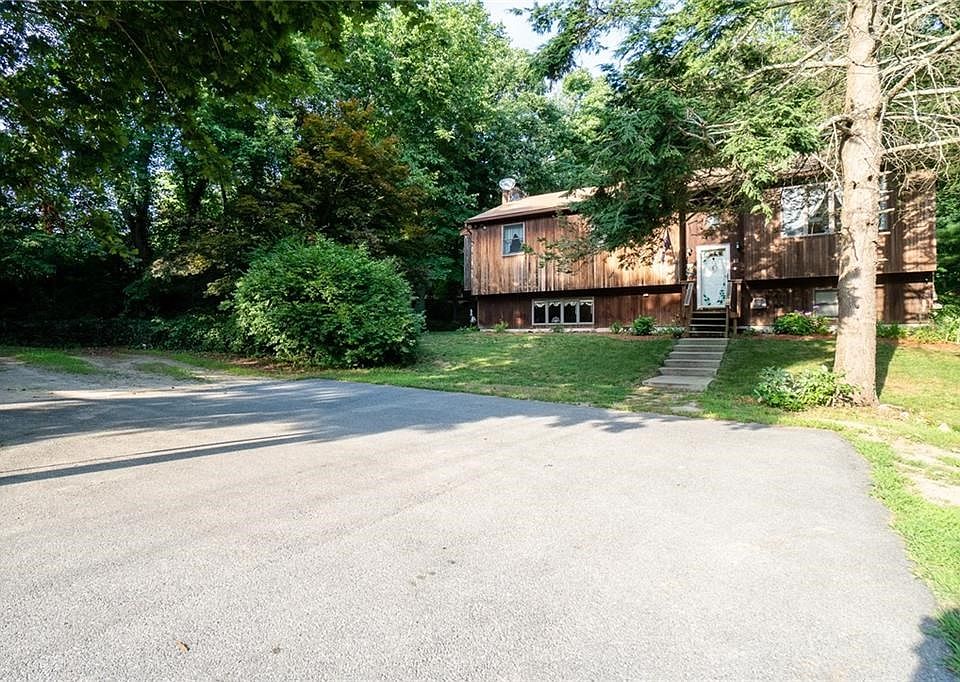 12 Havens Ct, West Warwick, RI 02893 Zillow