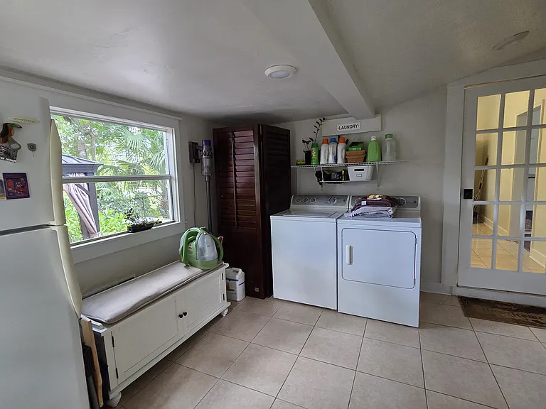 1751 Hough St — Photo 6