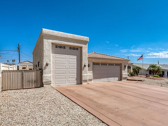 2nd image of 2730 Diablo Dr