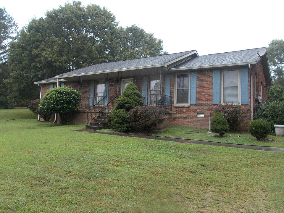 1st image of 1006 Christopher Ln