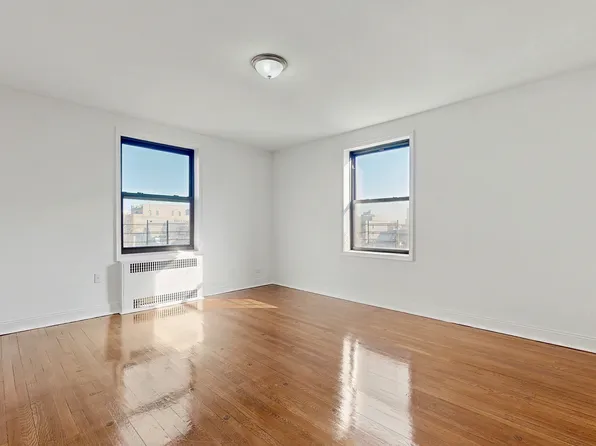 3220 Avenue H image 7 of 10