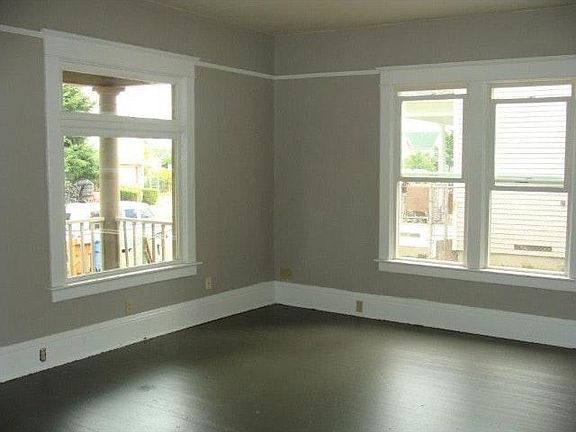 Partial view of Mt. Rainier from super-sunny living room