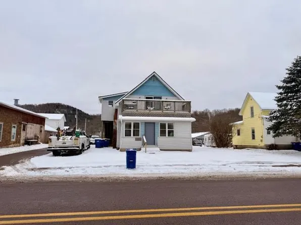 217 West Commercial Street, Viola, WI 54664