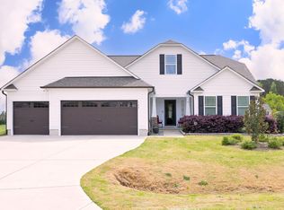 127 Hurricane Aly, Benson, NC 27504