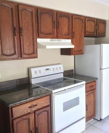 2nd image of 3695 Indian Run Dr APT 4