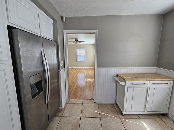 5th image of 6132 S Cedar St
