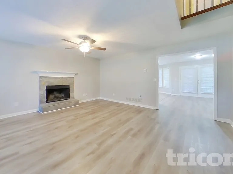 2784 Willow Tree Overlook — Photo 2
