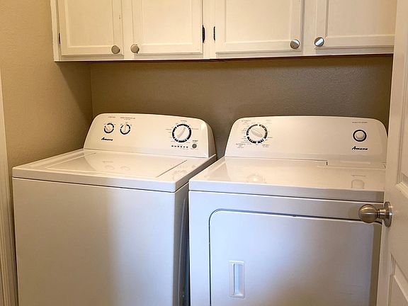 3rd image of 1204 Royal Crest Dr