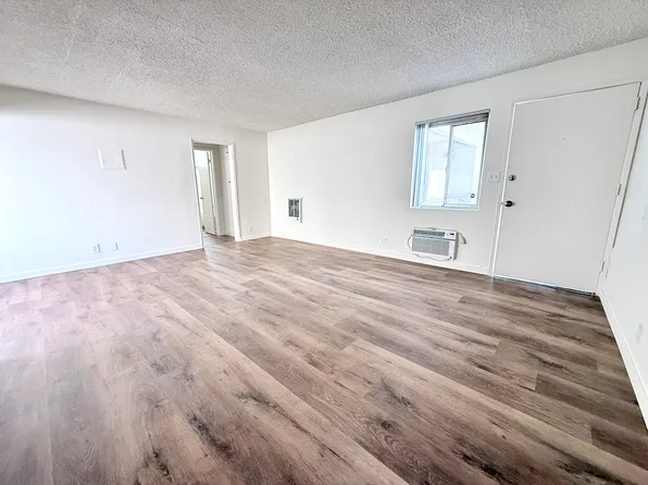 (undisclosed Address), Van Nuys, CA 91405