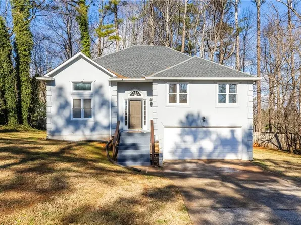 1317 Raleigh Way, Lawrenceville, GA 30043