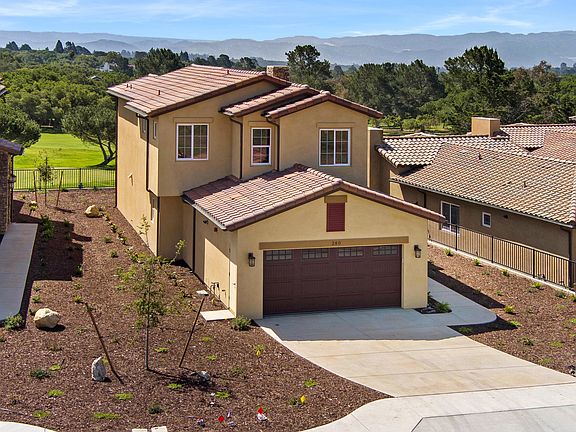 3rd image of 280 Oak Hill Dr