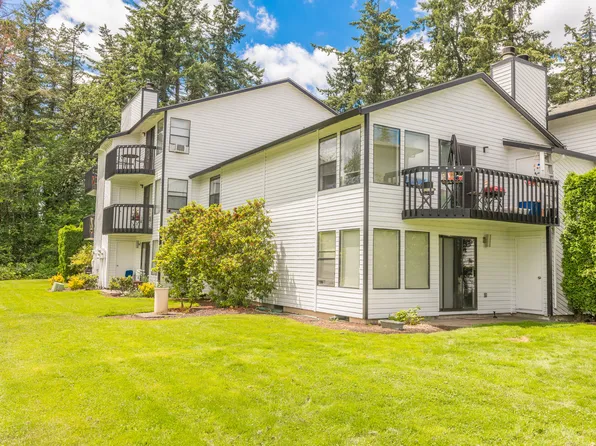 Hallwood Apartments