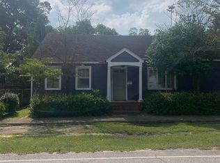 304 N 8th Ave, Dillon, SC 29536