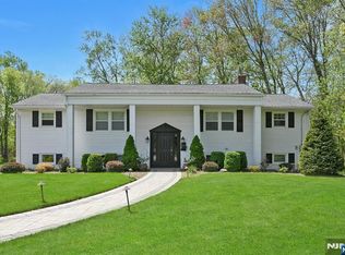 175 Edson Ter, Franklin Lakes, NJ 07417