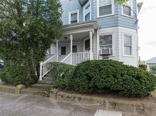 90 Darling St, Central Falls, RI 02863