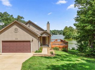 1353 Lake Shore Dr, Catawissa, MO 63015